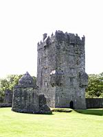 Irlande, Co Galway, Killarone, Aughnanure Castle, Tour et tour ronde (1)